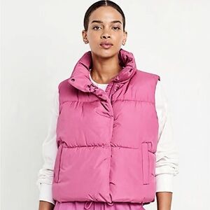 🆕 NWT 💕 Old Navy Pink Puffer Vest